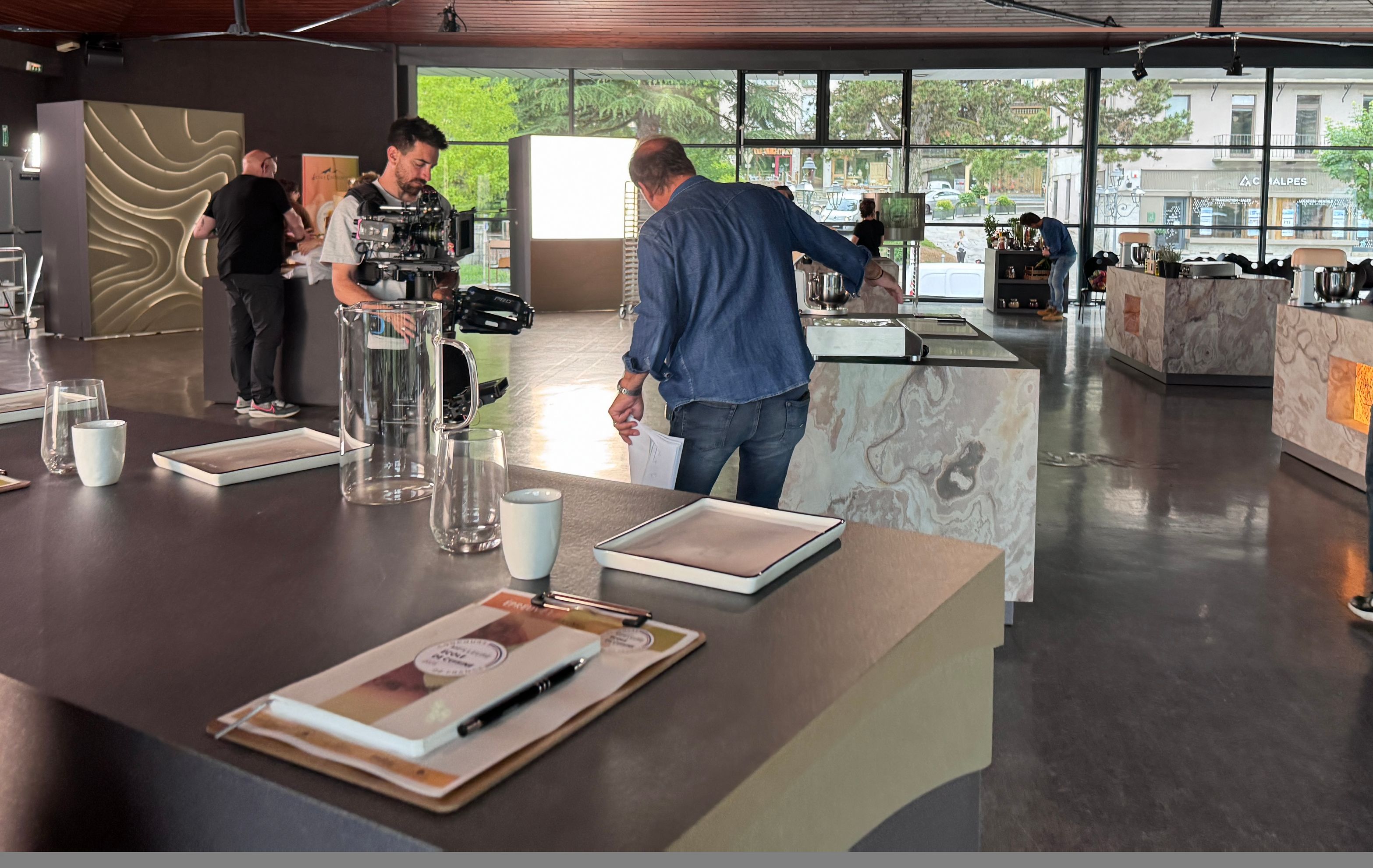 Ici Tout Commence - Décor 12 - Gilles Graziano Chef Décorateur