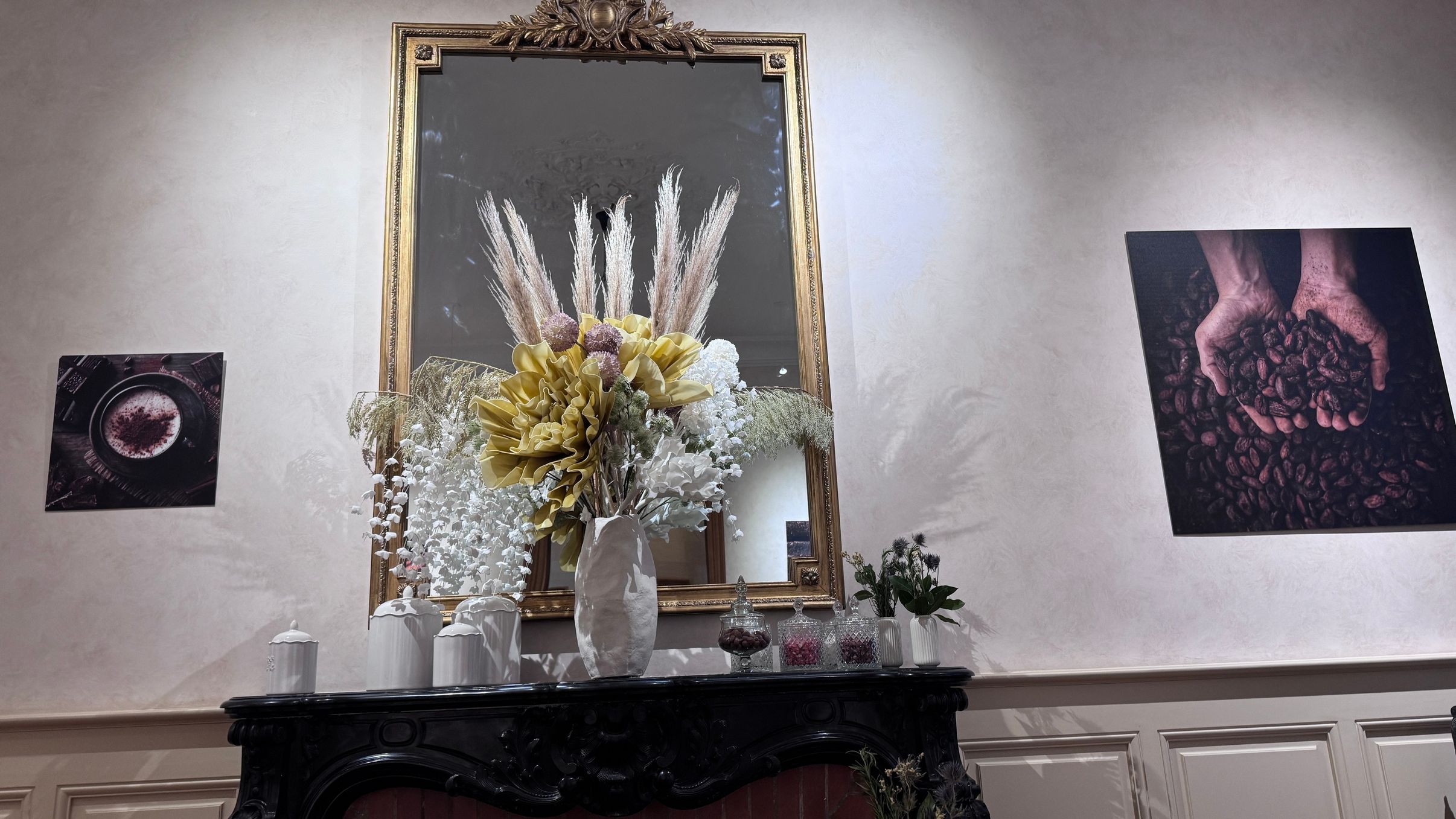 Léo Mattéï, brigade des mineurs - Décor 14 - Gilles Graziano Chef Décorateur